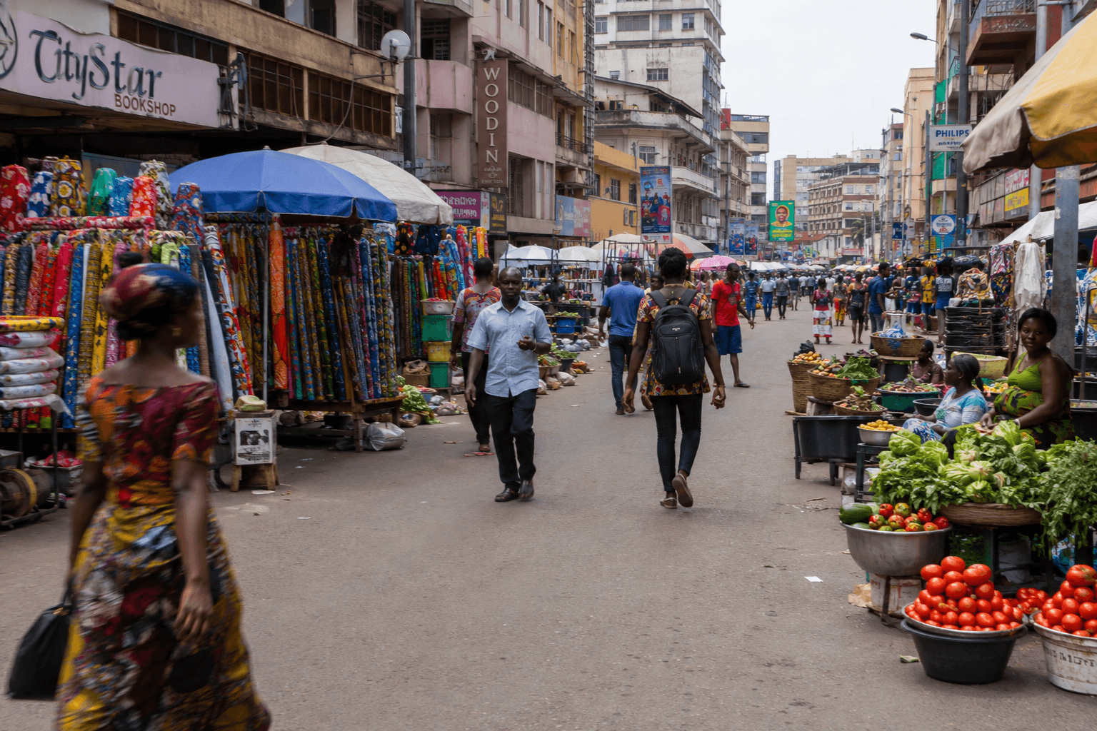 Accra street / market scene